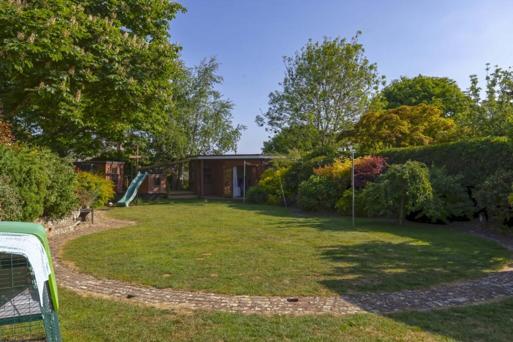 Additional image 34 of Heather Lane, Worthing, BN13