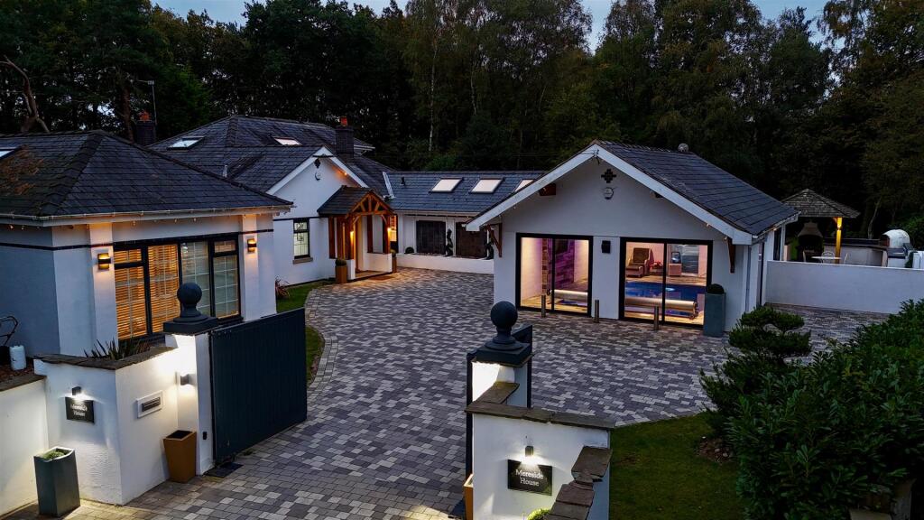 Main image of property: Wash Lane, Allostock