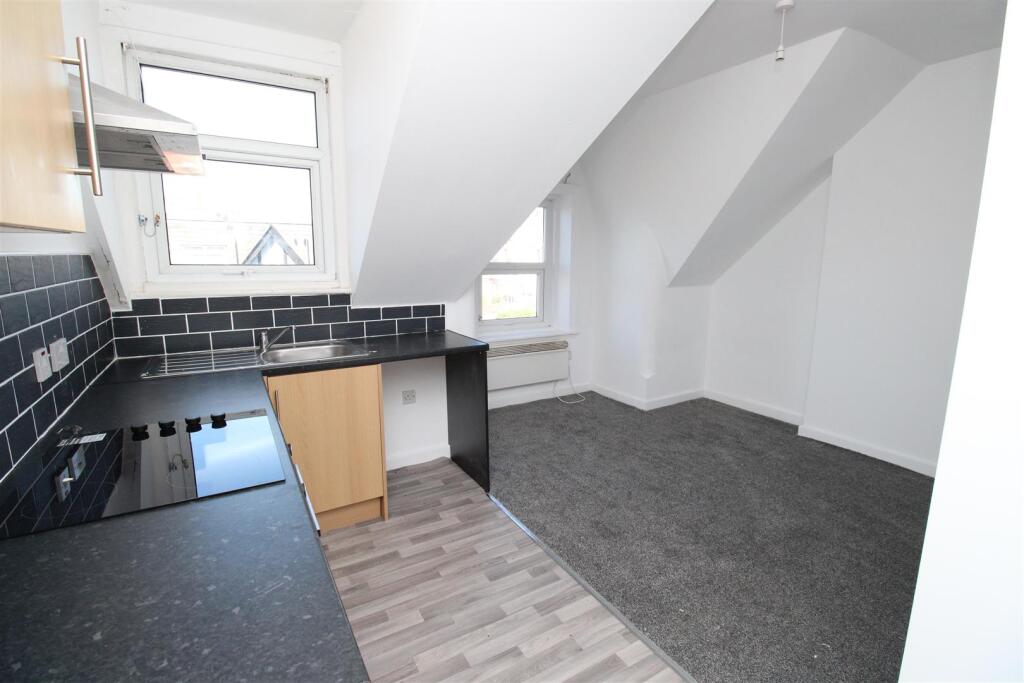 Main image of property: 17 Holmfield Road, Blackpool