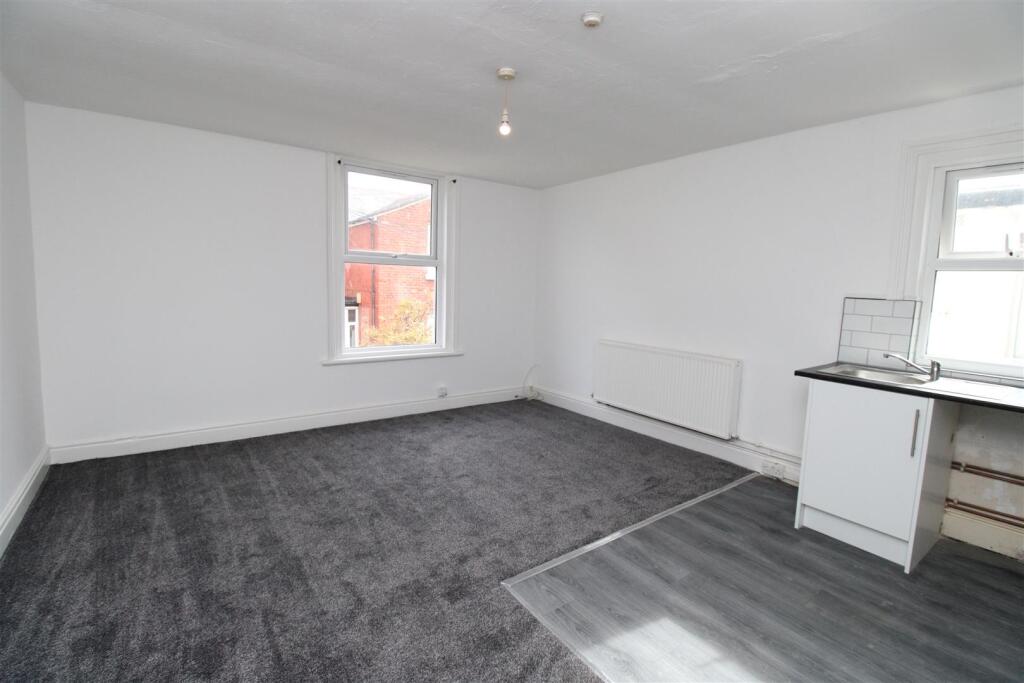 Main image of property: 70 Park Road, Blackpool