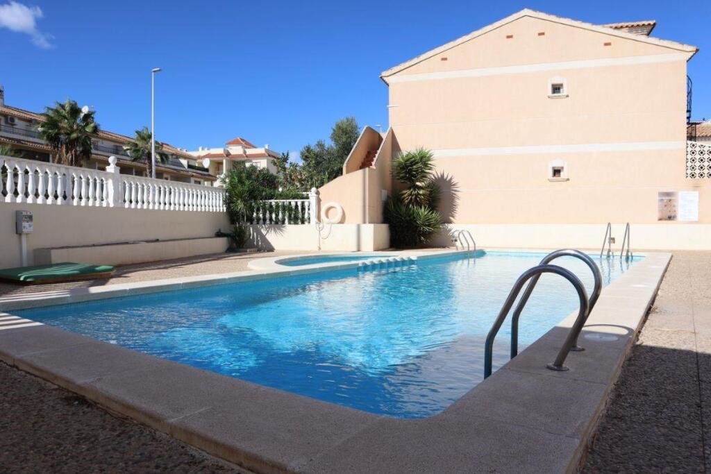 Main image of property: Valencia, Alicante, La Zenia