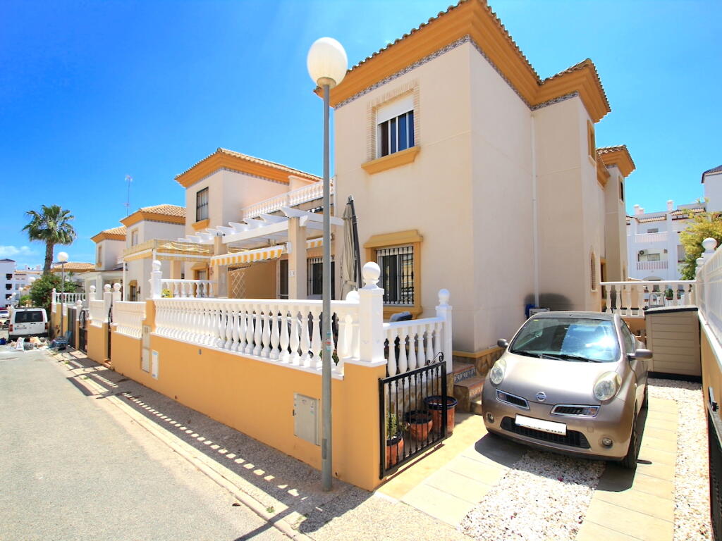 Main image of property: Valencia, Alicante, Villamartin