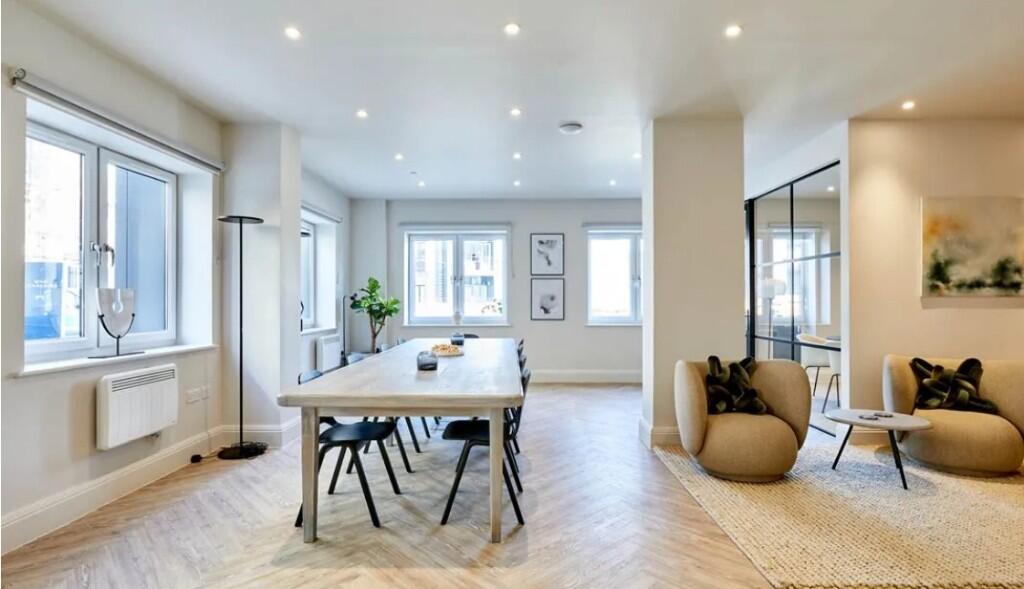 Main image of property: Wharf Road, Chelmsford, Essex, CM2