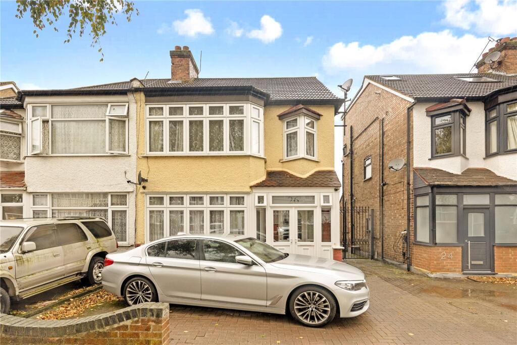 Main image of property: Bourne Gardens, Chingford, London, E4