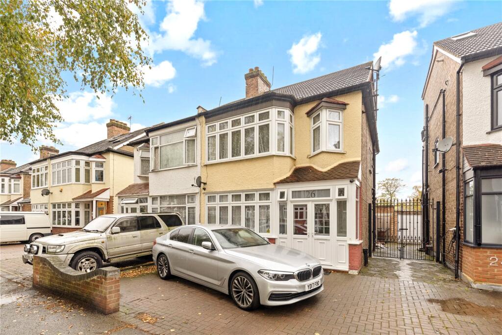 Main image of property: Bourne Gardens, Chingford, London, E4