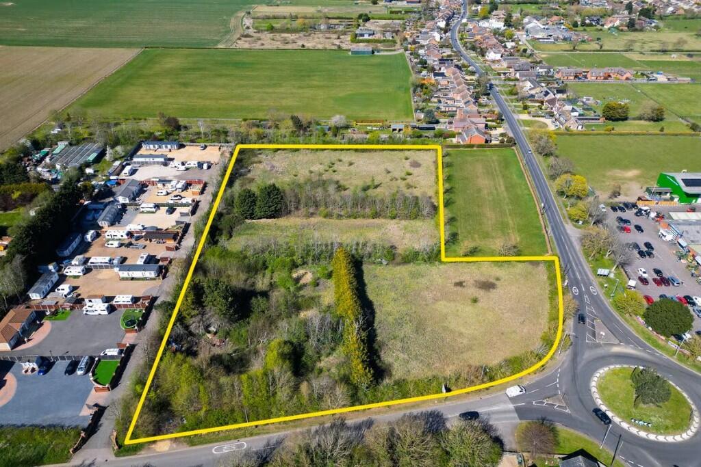 Main image of property: Land at Hitchin Road, Upper Caldecote, Biggleswade, SG18 9BU
