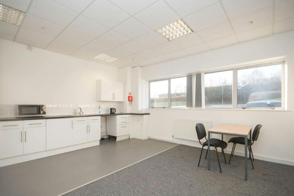 GRANTA_018 Large.JPG