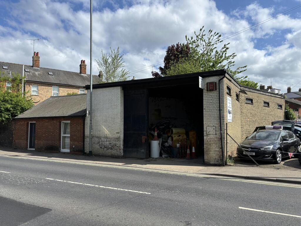 Main image of property: Tayfen Road, Bury St. Edmunds, IP33 1TB