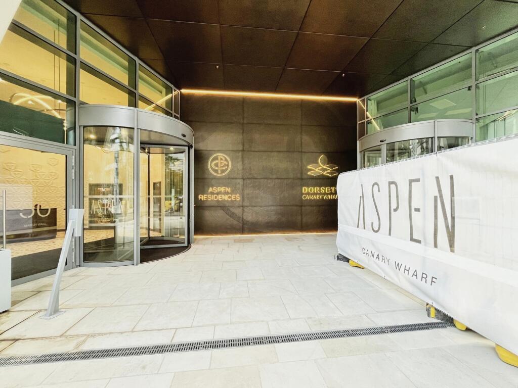 Main image of property: Aspen, Canary Wharf, London, E22