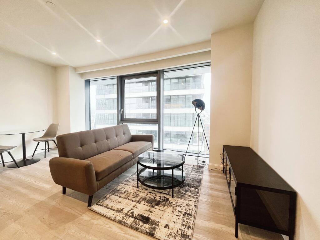 Main image of property: Marsh Wall, Canary Wharf, London, Tower Hamlets, E22