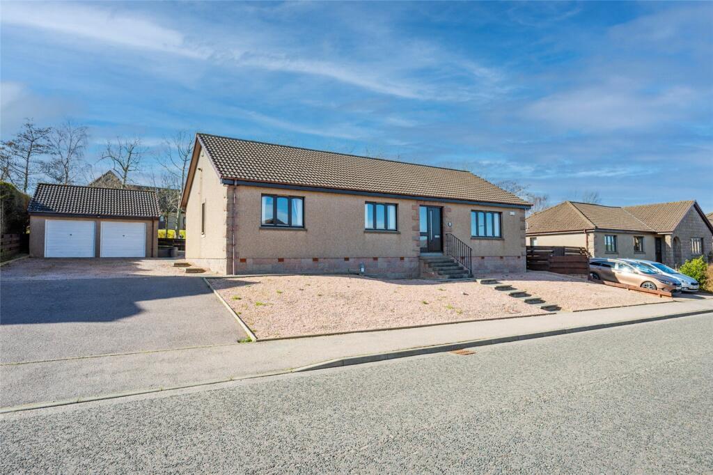 Main image of property: 14 West Park Terrace, Inverbervie, Montrose, DD10 0TZ