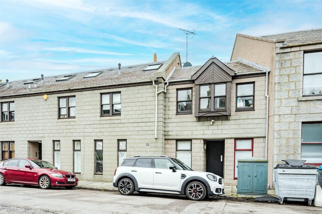 Main image of property: 4B Calsayseat Road, Aberdeen, AB25 3UY