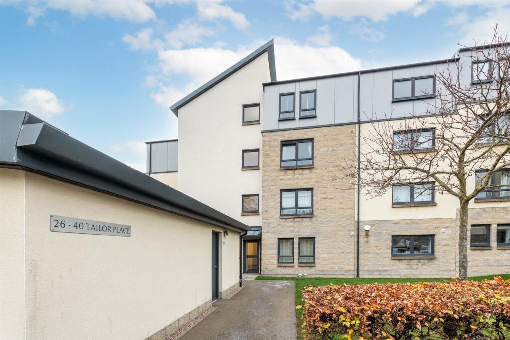 Main image of property: 26 Tailor Place, Hilton, Aberdeen, AB24 4RU