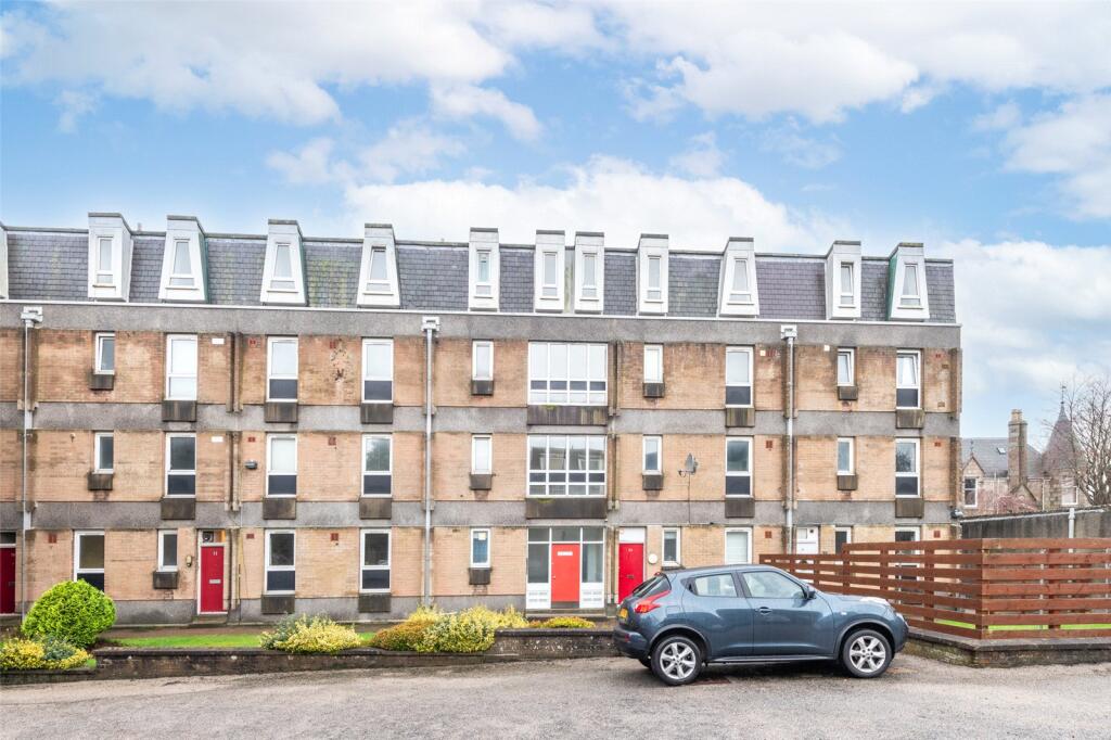 Main image of property: 15 Salisbury Court, Aberdeen, Aberdeenshire, AB10 6PN