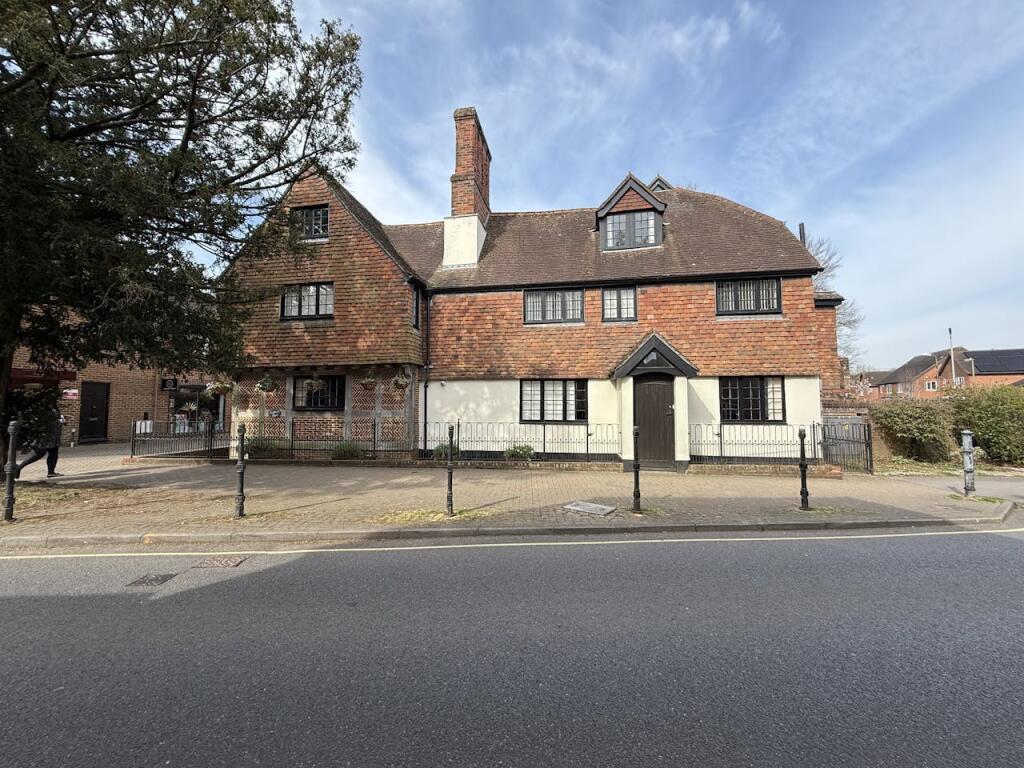 Main image of property: Southbrook House, Brook Street, Bishops Waltham, SO32 1AX
