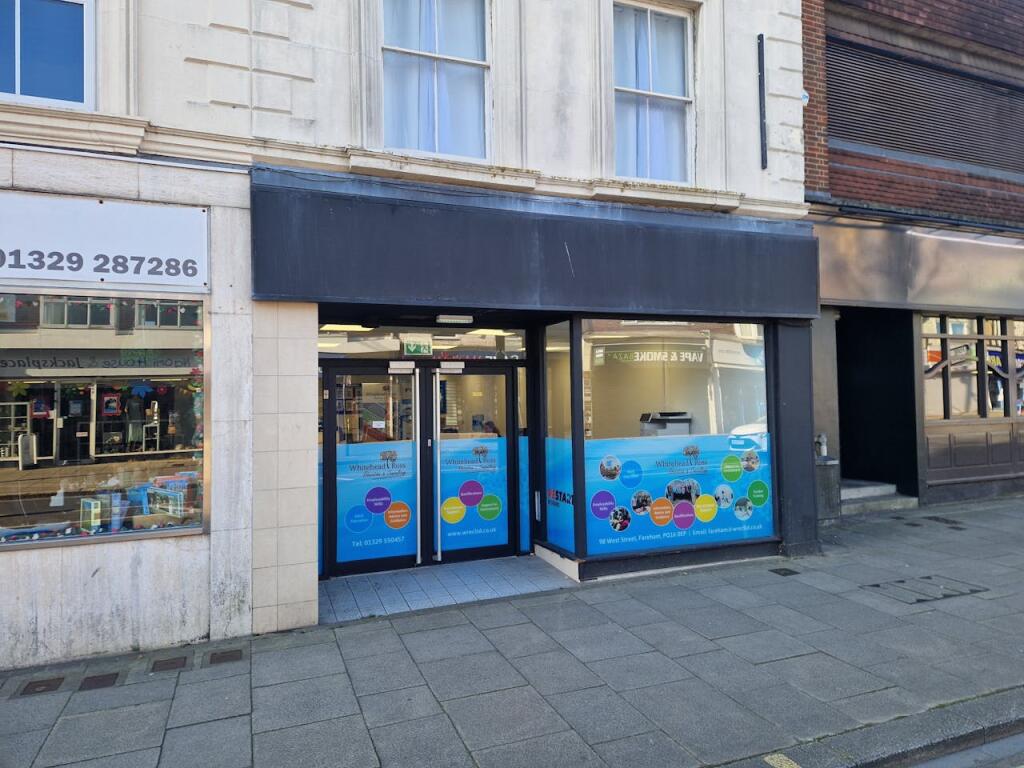 Main image of property: 98 West Street, Fareham, PO16 0EP