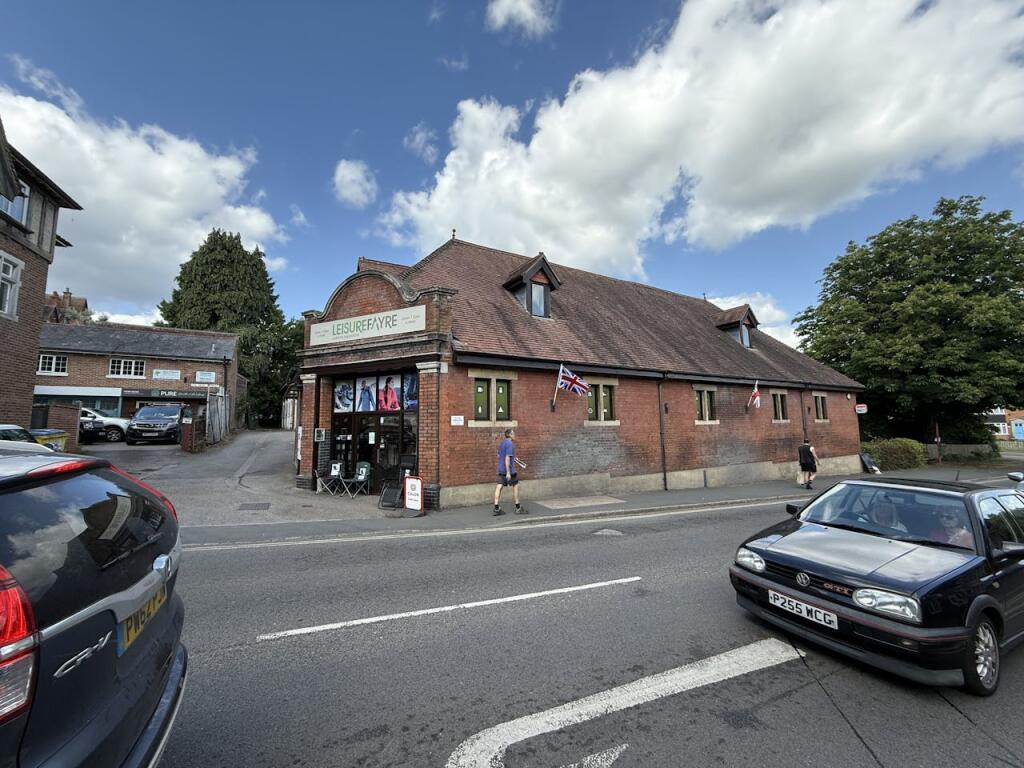 Main image of property: Crownyard 7-21 Romsey Road, Lyndhurst, SO43 7AA