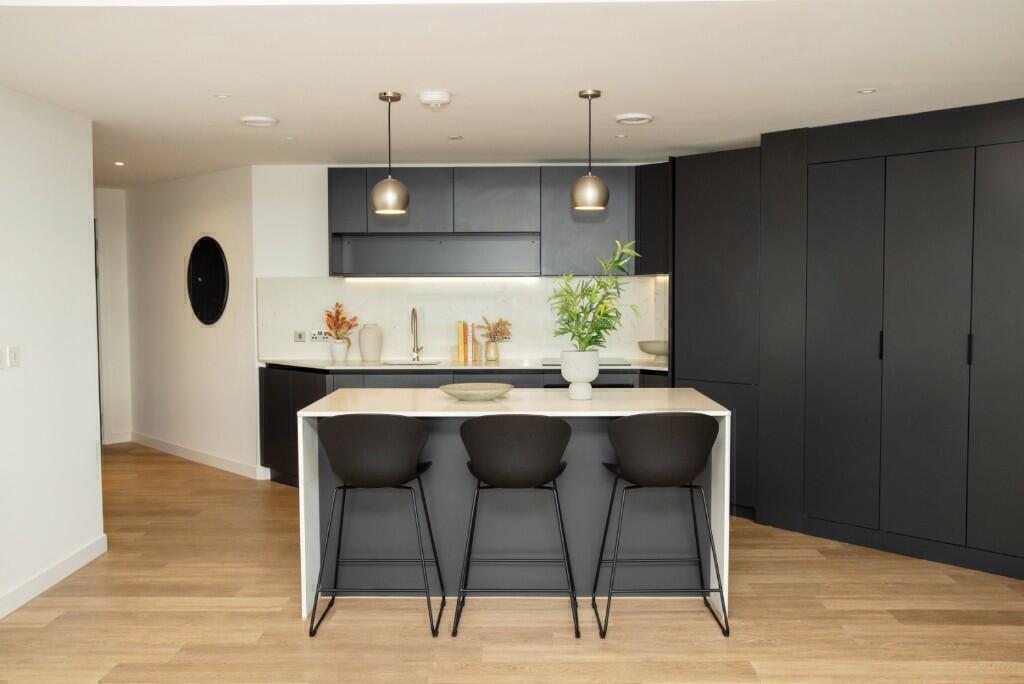 Main image of property: The Octagon, Birmingham, B3 3DP