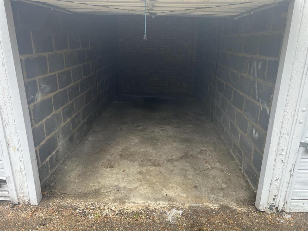 Main image of property: South Park Road, London