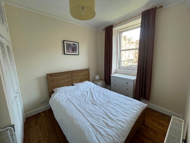 Main image of property: Yeaman Place, Edinburgh, EH11