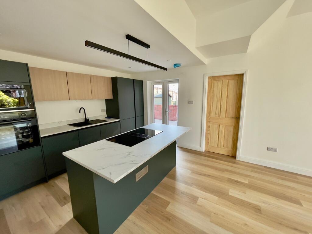 Main image of property: Lingards Road, London, SE13