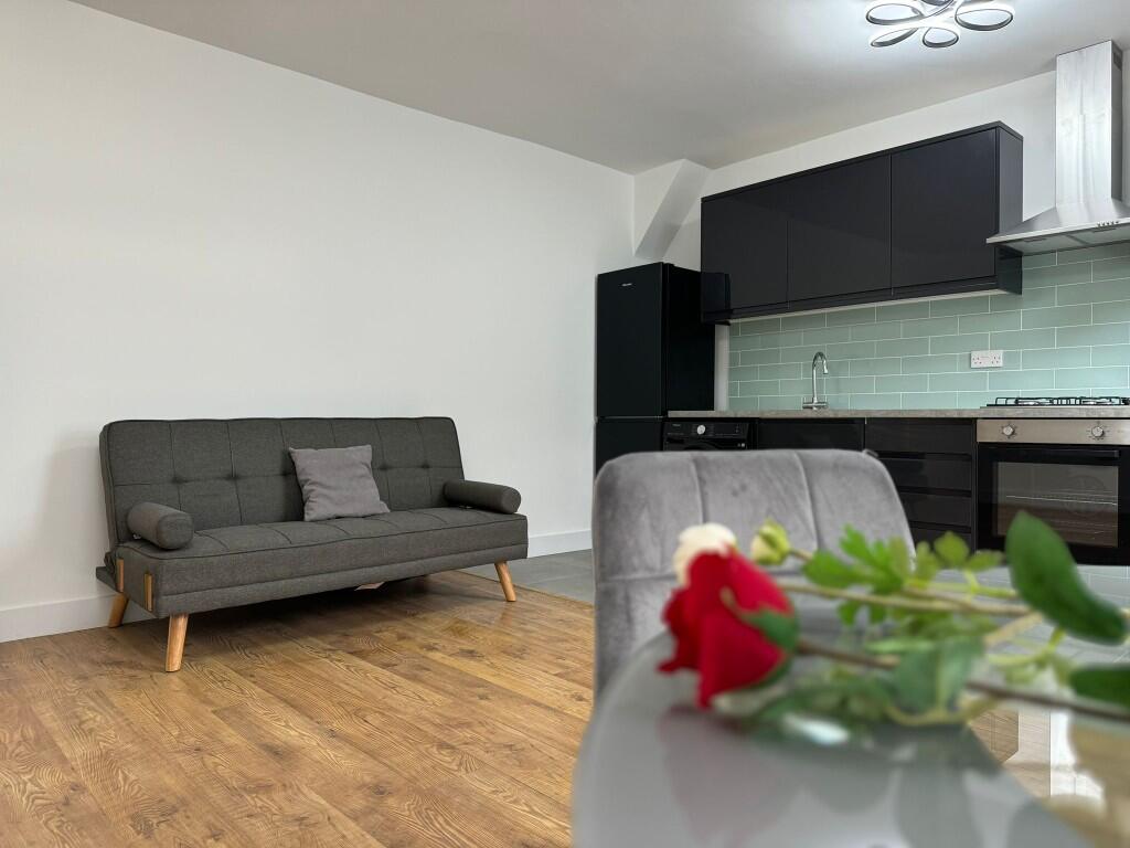 Main image of property: Bromley High Street, London, E3