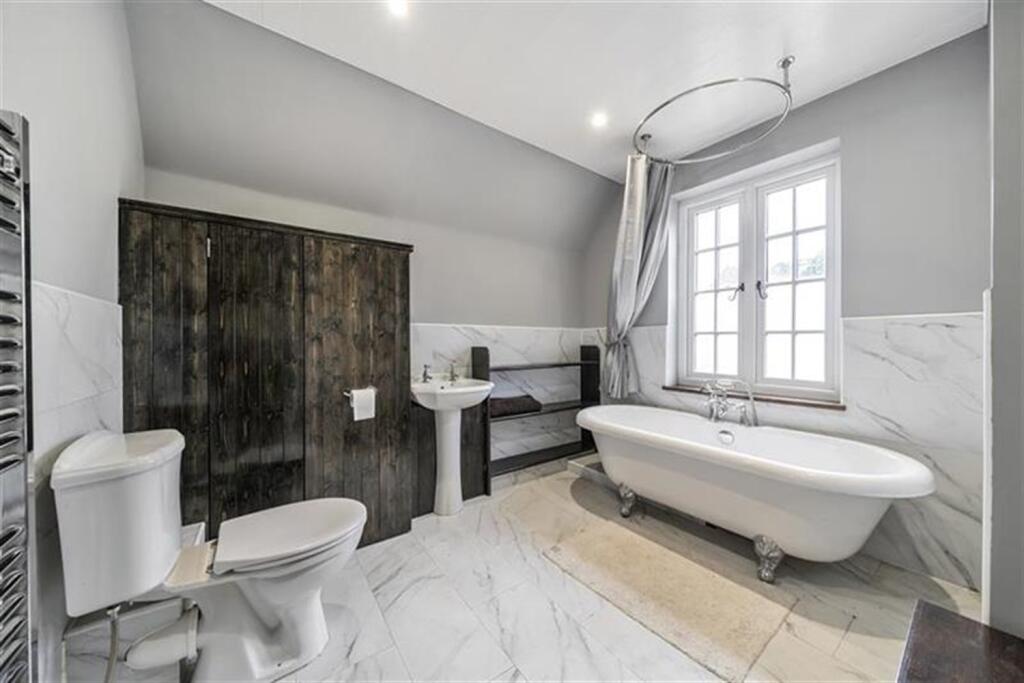 Main image of property: Cliffe Road, CR2