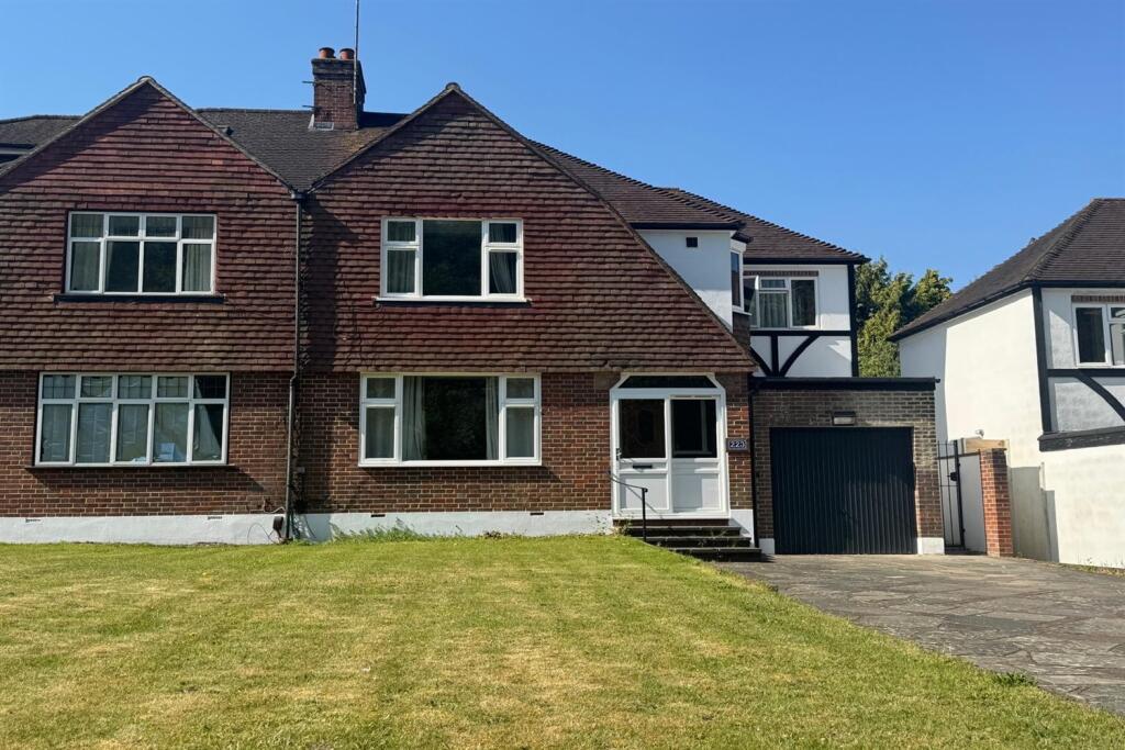 Main image of property: Upper Selsdon Road, CR2