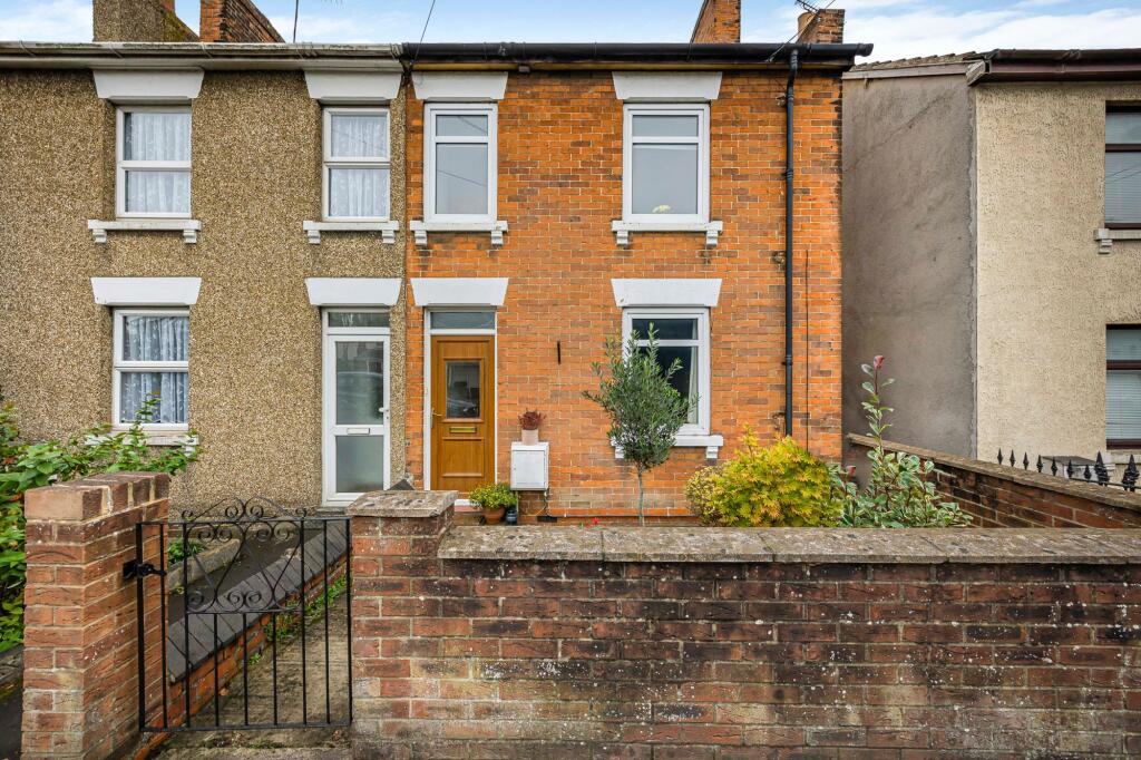 3 bedroom semi-detached house
