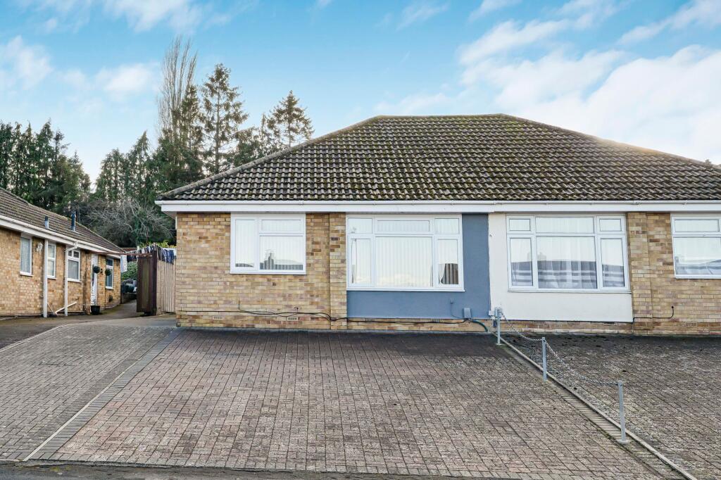 Main image of property: The Broadway, Swindon, SN25