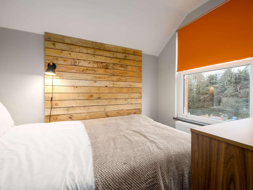 Main image of property: Oxford Road