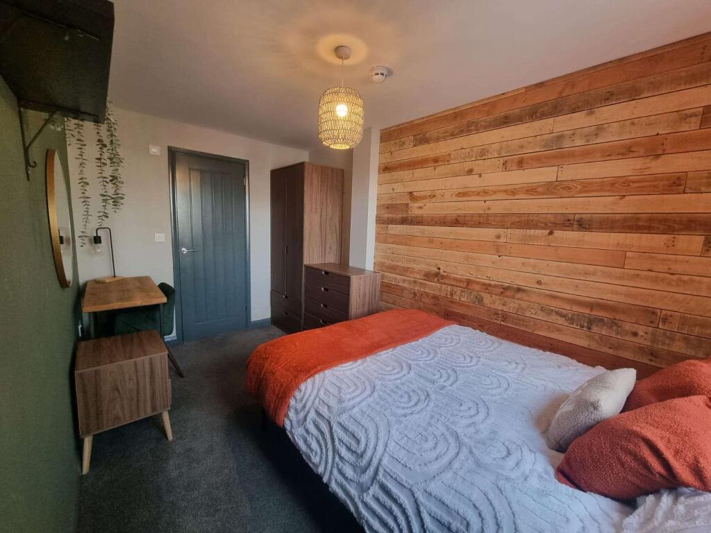 Main image of property: Haydon Road