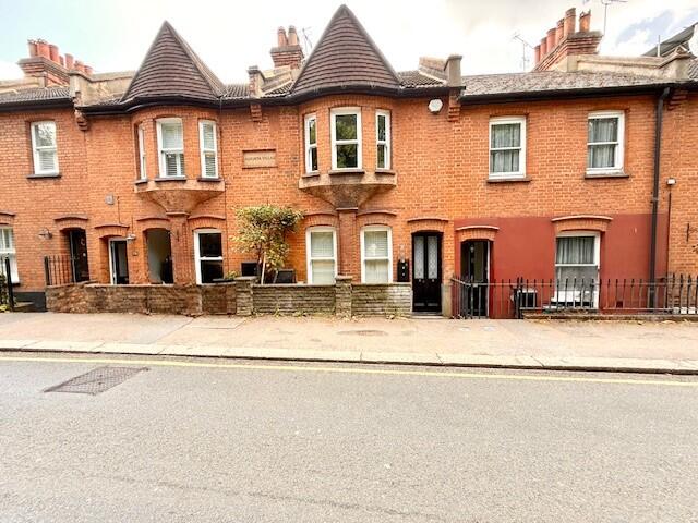 Main image of property: High Road, Loughton, IG10