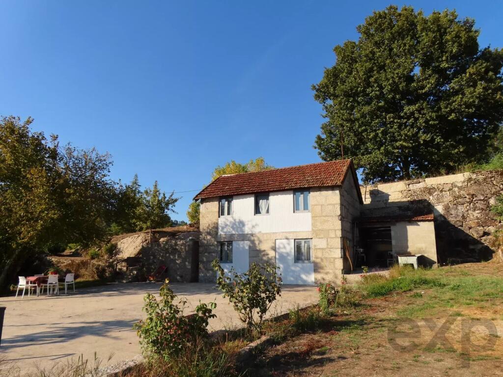 Main image of property: Oporto, Travanca