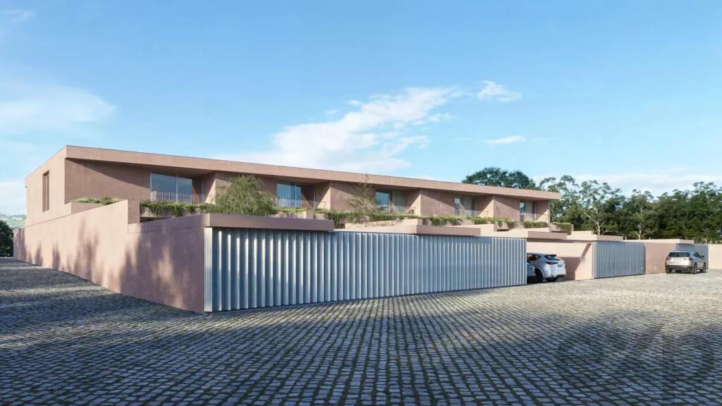 Main image of property: Oporto, Penafiel