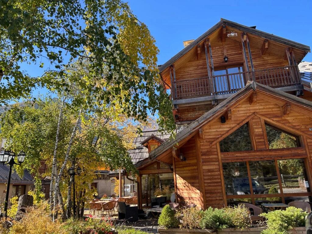 Main image of property: Provence-Alps-Cote d`Azur, Hautes-Alpes, Névache