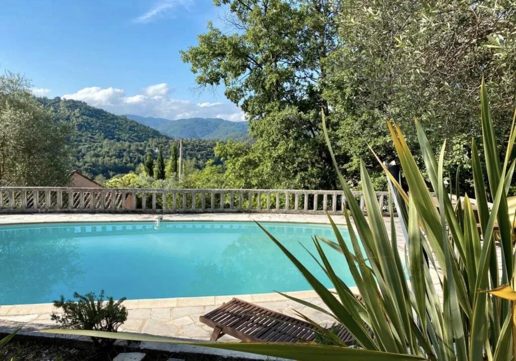 Main image of property: Provence-Alps-Cote d`Azur, Alpes-Maritimes, Le Tignet