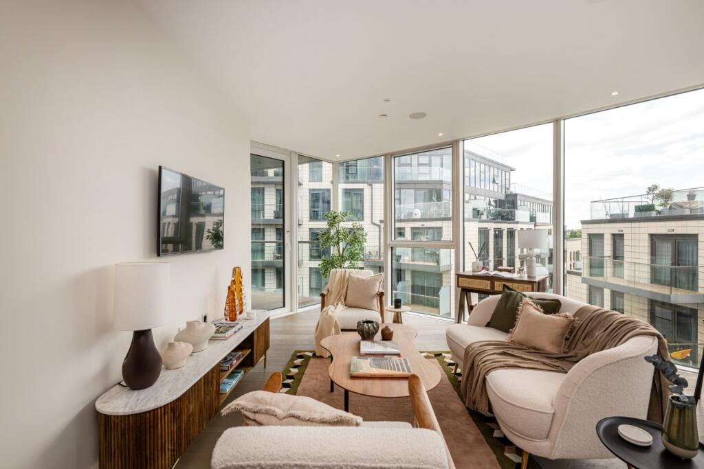 Main image of property: Pinnacle House
