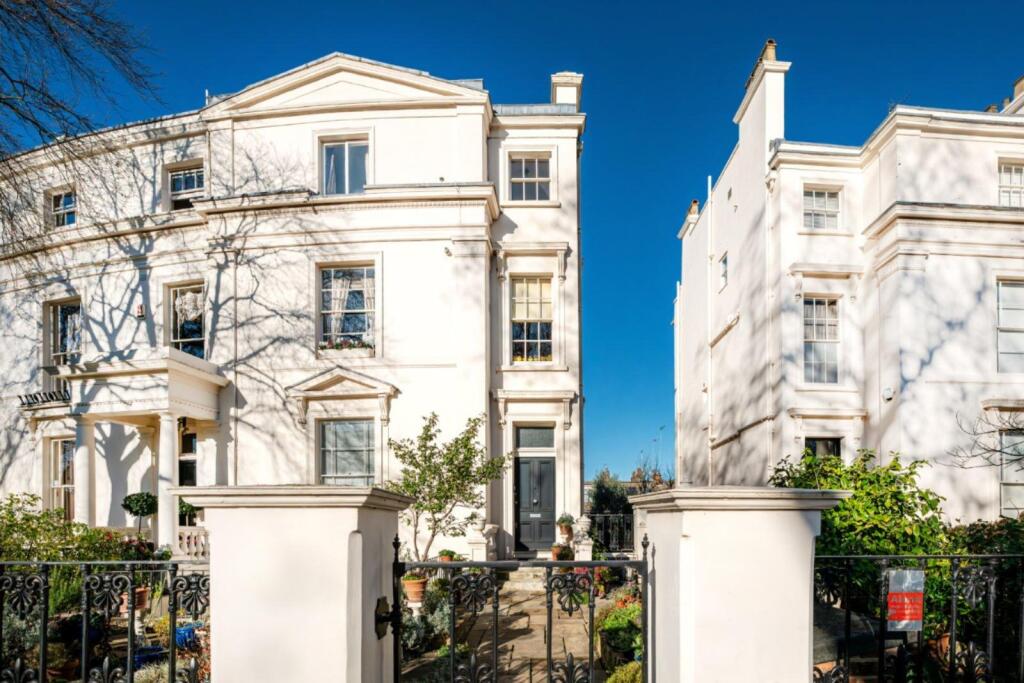 Main image of property: Blomfield Road