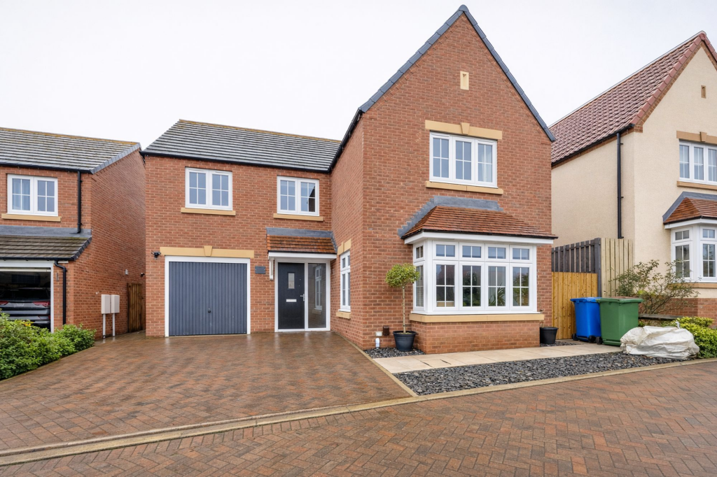 Main image of property: Glaisdale Road, Guisborough, TS14