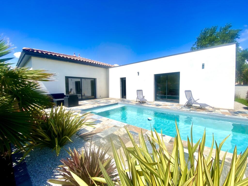 Main image of property: 11000 carcassonne