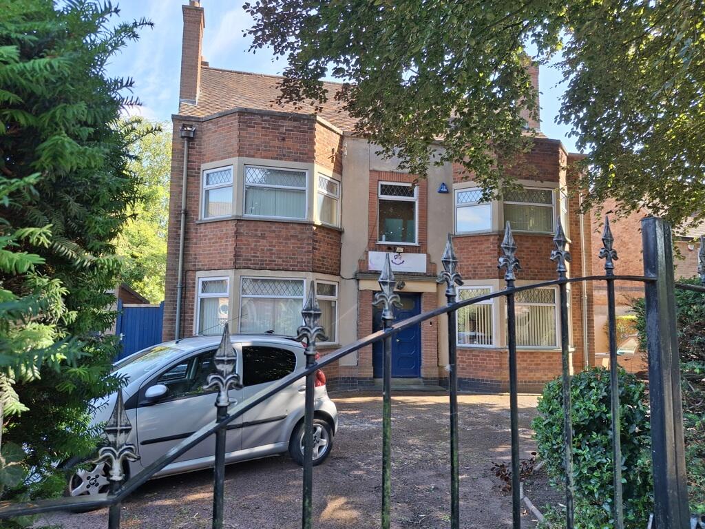 Main image of property: 28 Knighton Road, Leicester, Leicestershire, LE2 3HH