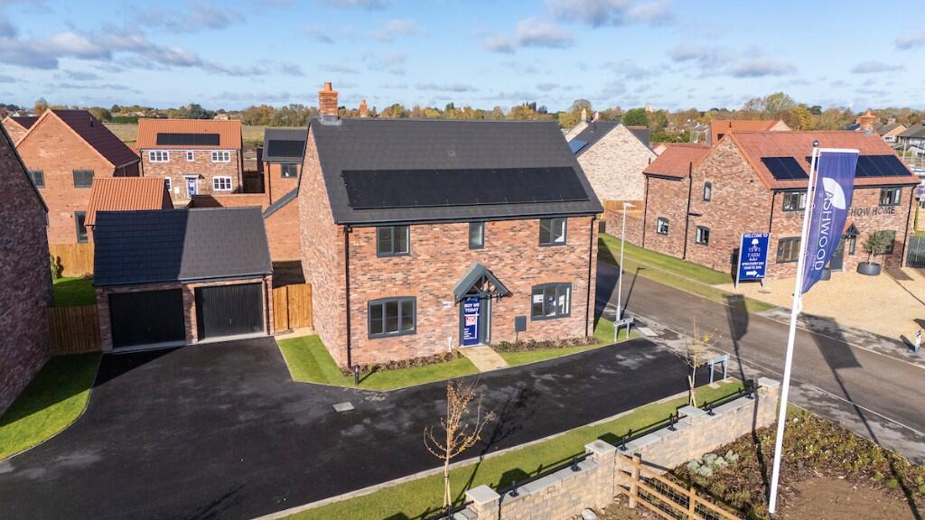 Main image of property: Spalding Road,
Pinchbeck,
PE11 3DT