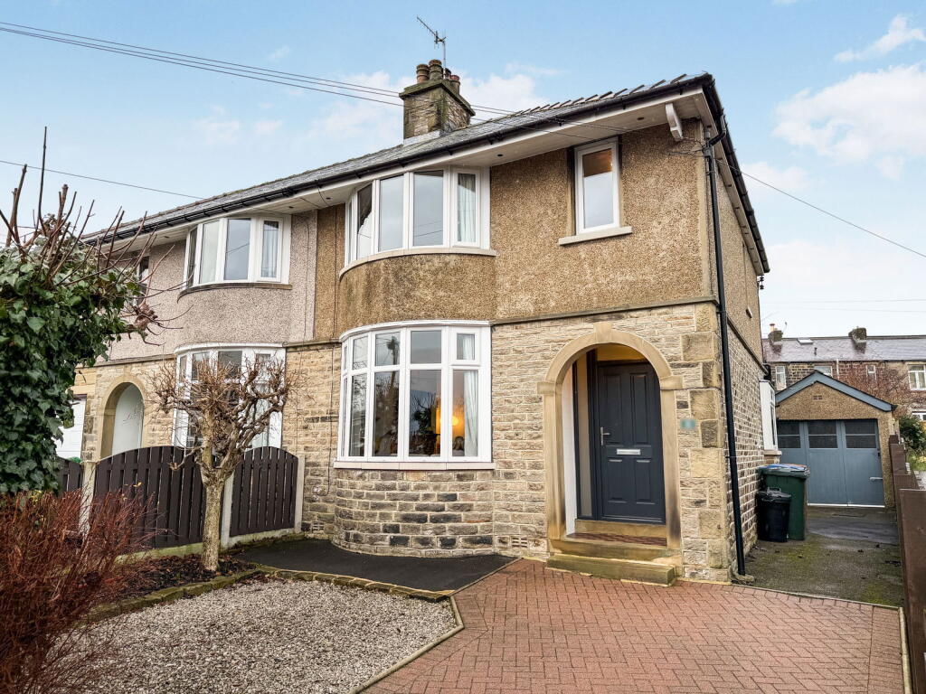 Main image of property: Fieldhead Drive, Cross Hills, North Yorkshire, BD20 7RJ
