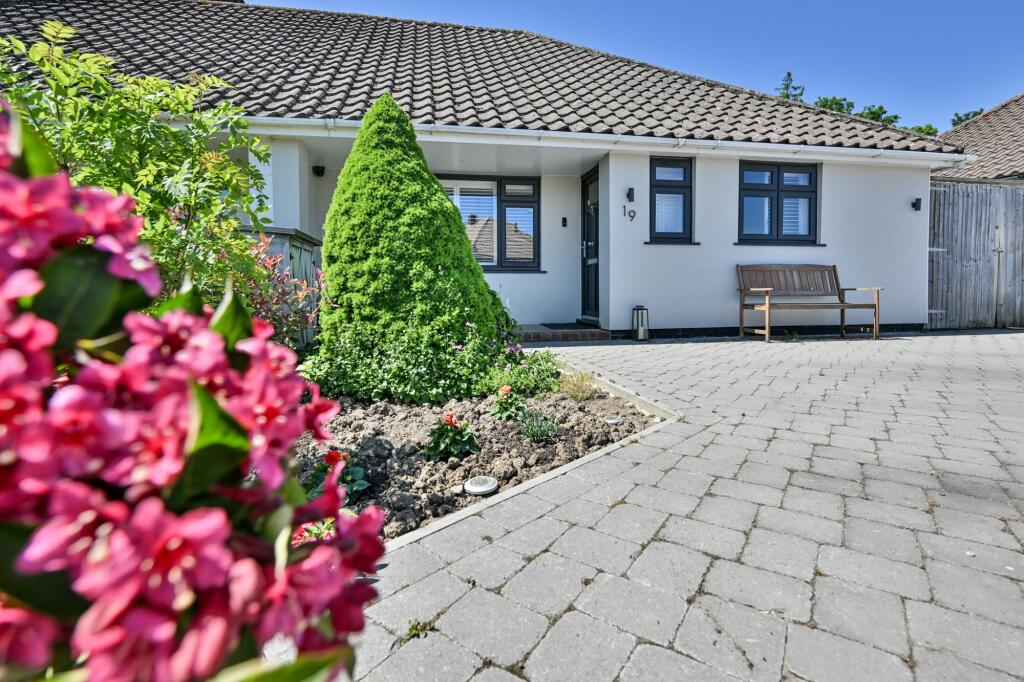 Main image of property: Brookside Avenue, Polegate, BN26