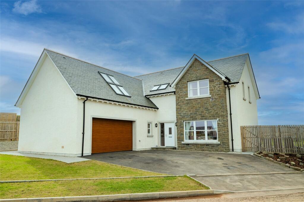 Main image of property: 2 Kirkview Crescent, St Cyrus, Montrose, DD10