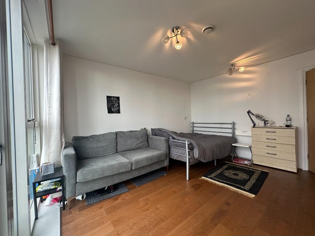 Main image of property: Norman Road, London, SE10
