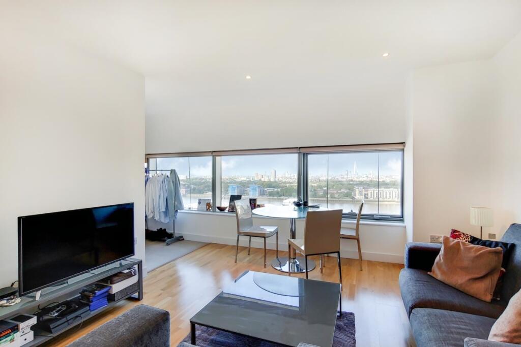 Main image of property: Landmark West Tower, 22 Marsh Wall, London, E14 9AH