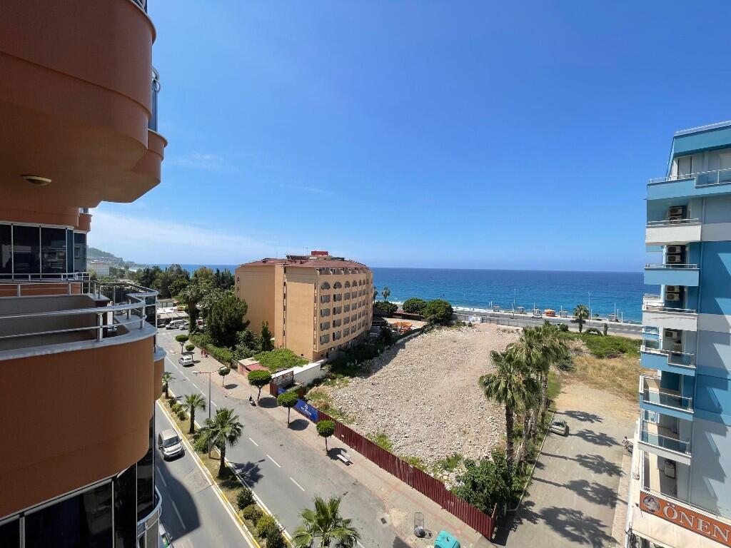 Main image of property: Mahmutlar, Alanya, Antalya