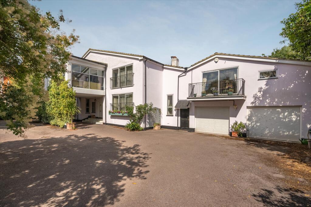 Main image of property: River Road, Taplow, Maidenhead, Buckinghamshire, SL6